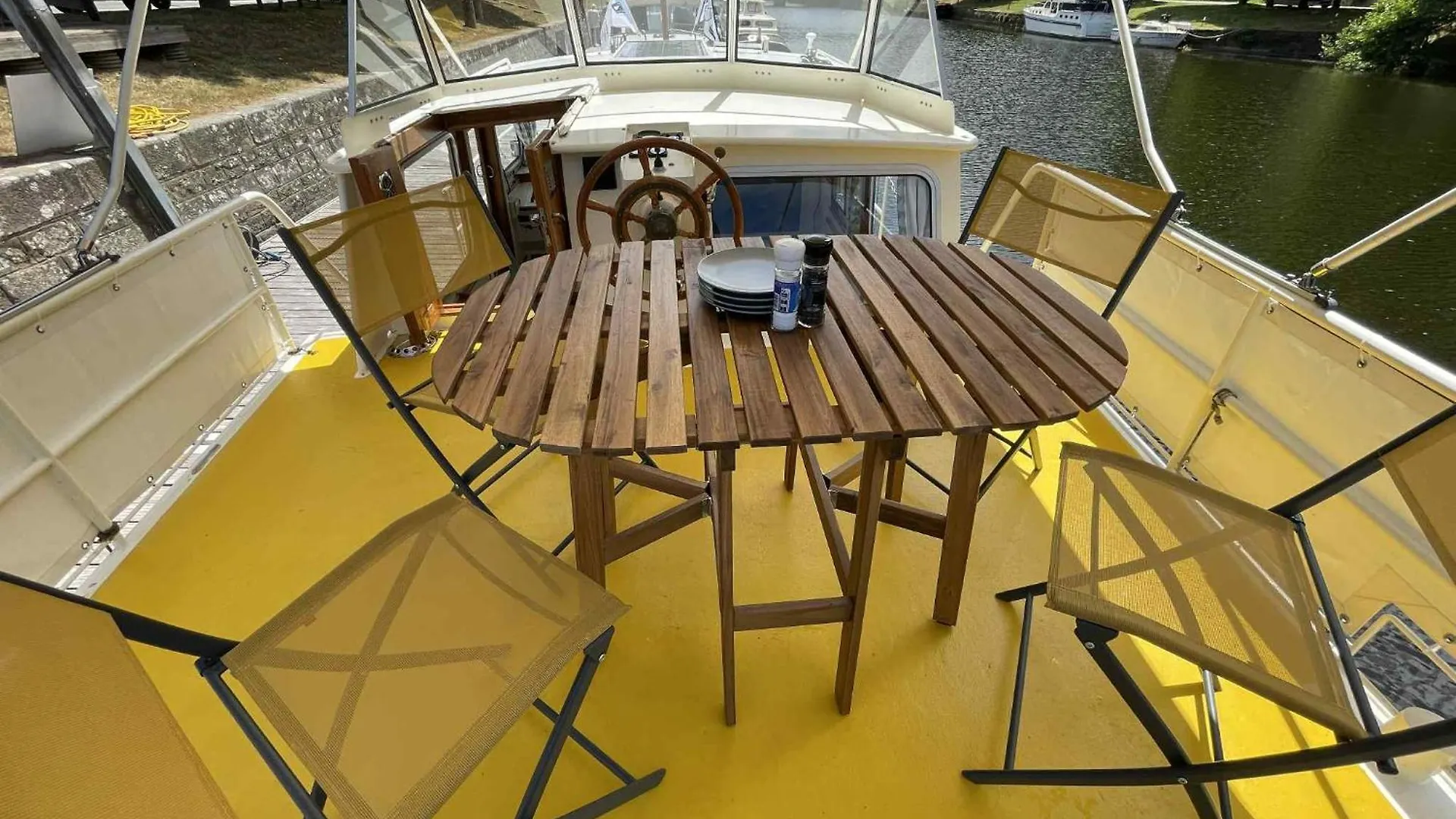 Hotel Albatross, Sejour Sur Un Bateau Sans Permis En Bretagne Pluméliau Hotel en barco